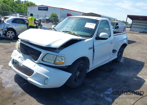 2003 Ford F-150 Lightning z USA, uszkodzony, nr VIN 2FTRF07383CA75550